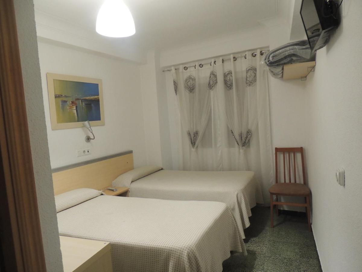 Hostal Cumbre Zaragoza Exterior photo