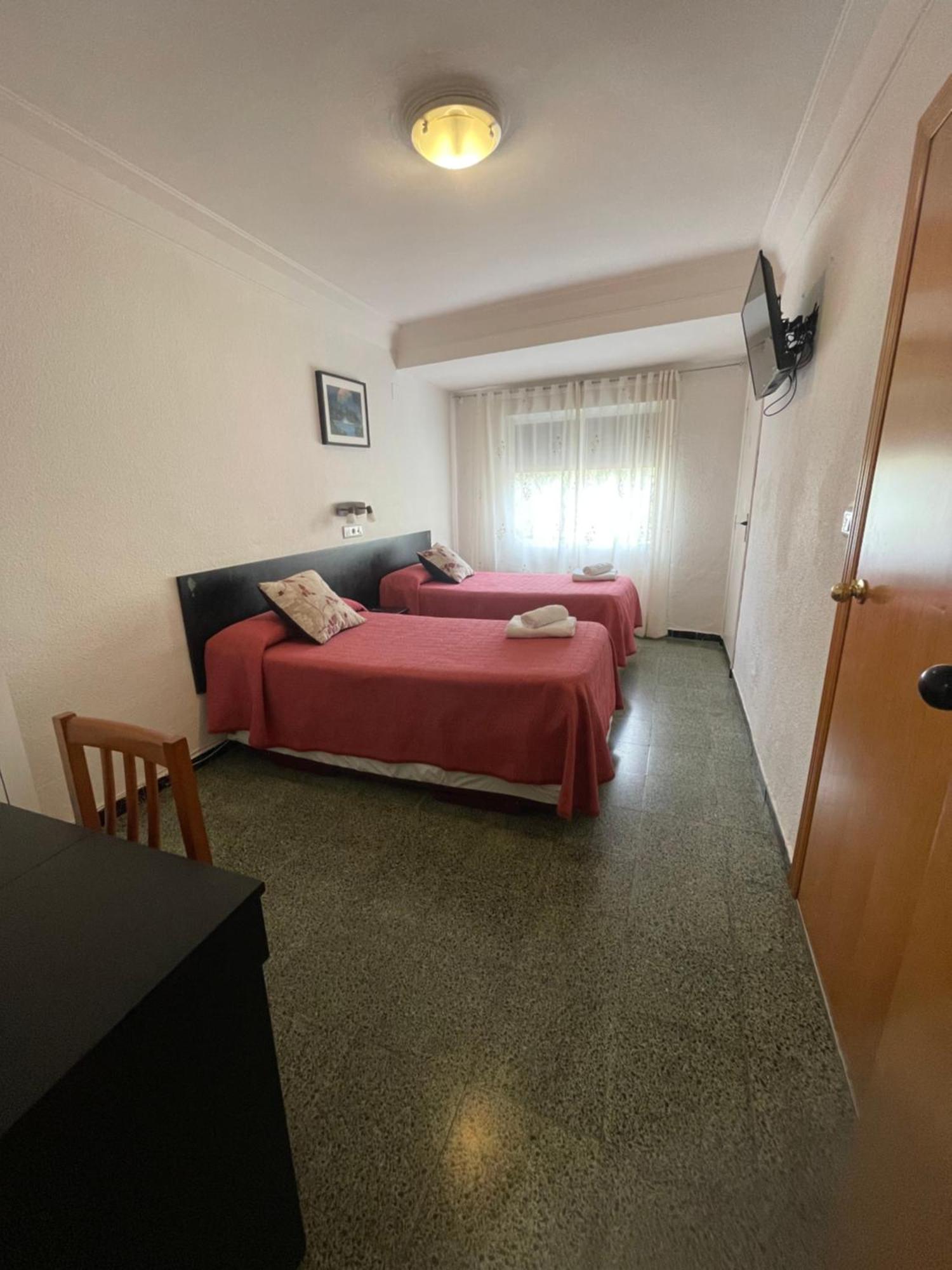 Hostal Cumbre Zaragoza Exterior photo