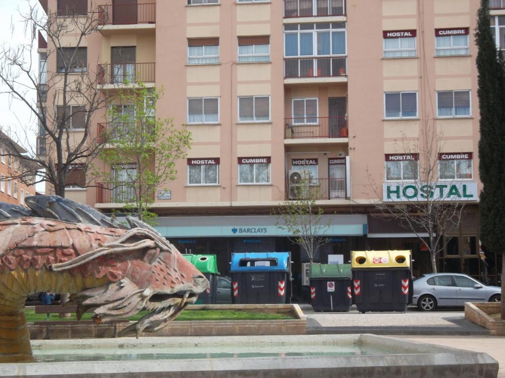 Hostal Cumbre Zaragoza Exterior photo